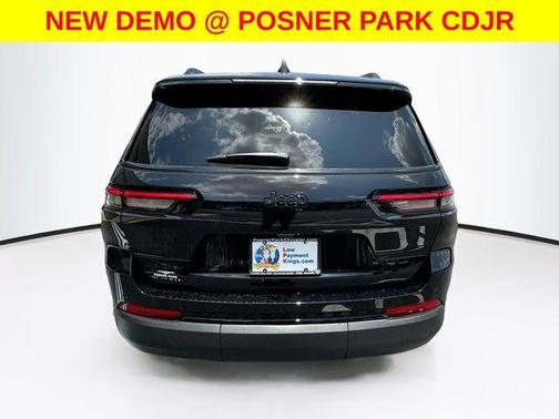 2025 Jeep Grand Cherokee L Laredo