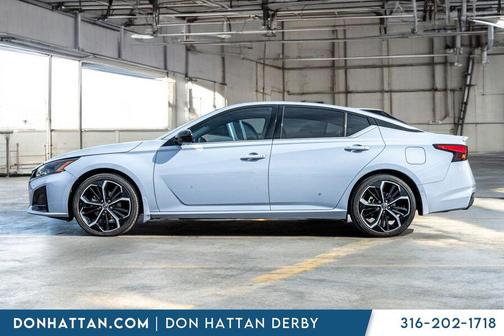 2023 Nissan Altima SR FWD