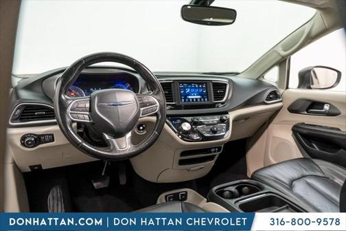 2020 Chrysler Pacifica Touring L