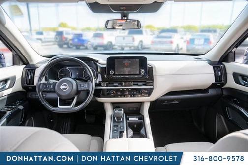 2022 Nissan Pathfinder SV 2WD