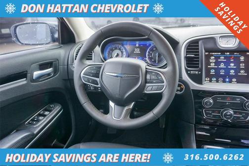 2023 Chrysler 300 Touring