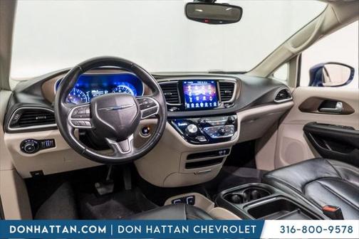 2017 Chrysler Pacifica Touring-L