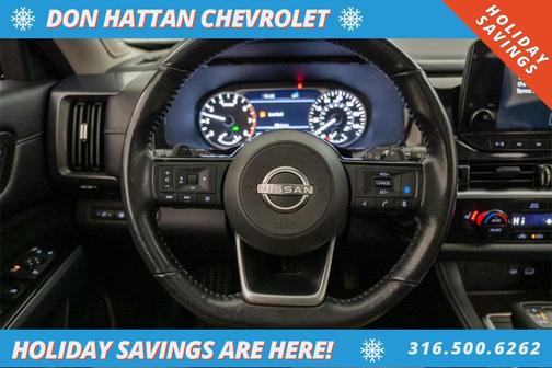 2022 Nissan Pathfinder SL 4WD