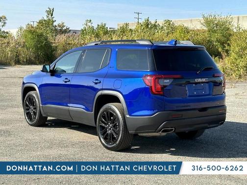 2023 GMC Acadia FWD SLT