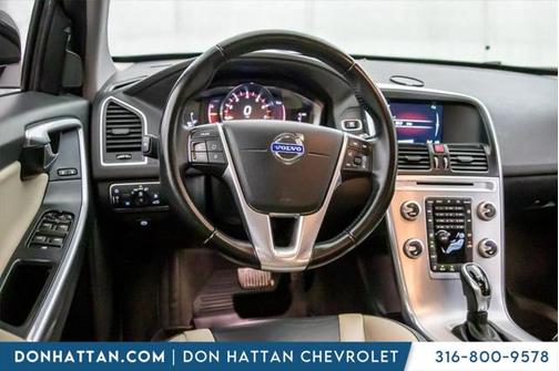 2017 Volvo XC60 T5 Dynamic