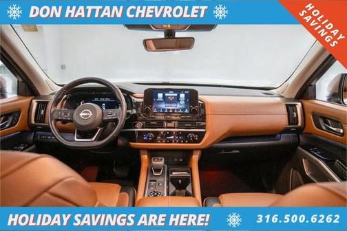 2023 Nissan Pathfinder Platinum 4WD