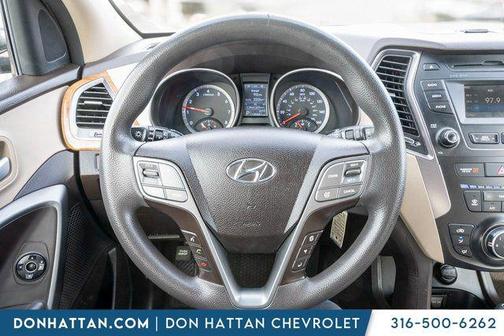 2016 Hyundai SANTA FE SE