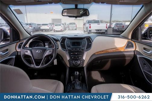 2016 Hyundai SANTA FE SE