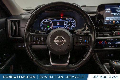 2023 Nissan Pathfinder SL 4WD