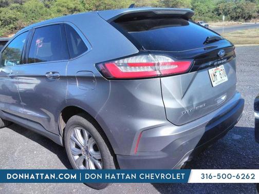 2022 Ford Edge Titanium