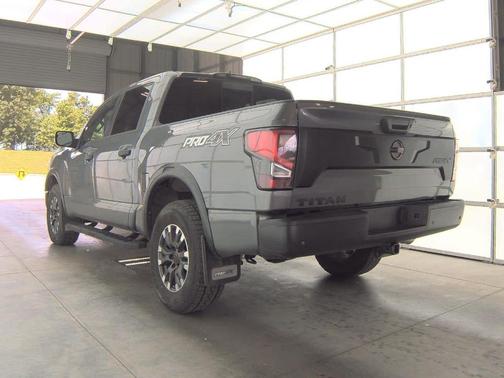 2024 Nissan Titan PRO-4X