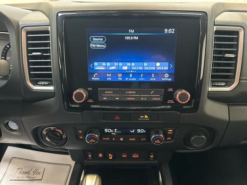 2022 Nissan Frontier SV