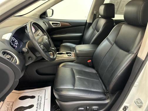 2019 Nissan Pathfinder Platinum