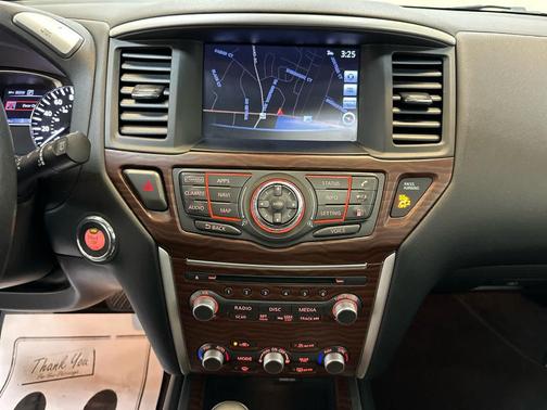 2019 Nissan Pathfinder Platinum