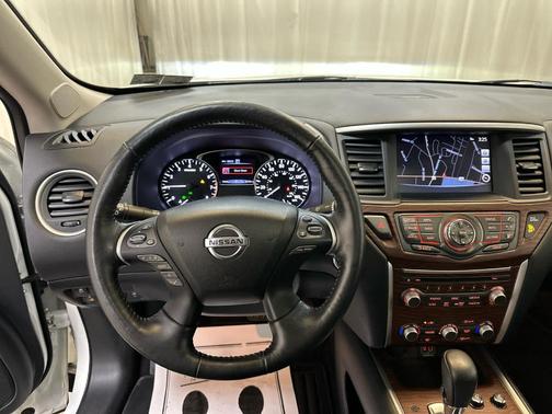 2019 Nissan Pathfinder Platinum