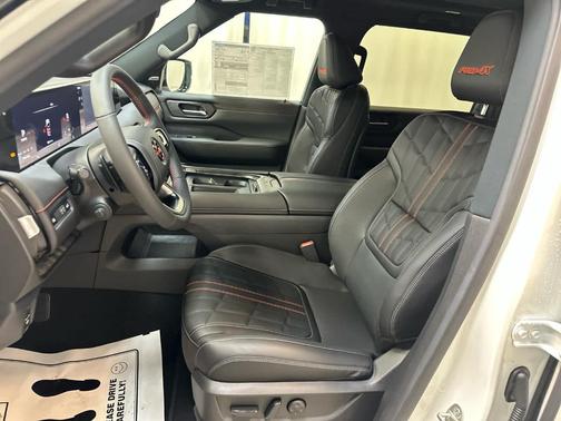 Aspen White 2026 Nissan Armada PRO-4X