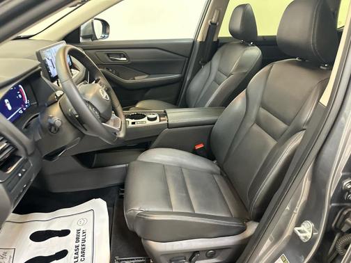 Gun Metallic 2025 Nissan Rogue SL