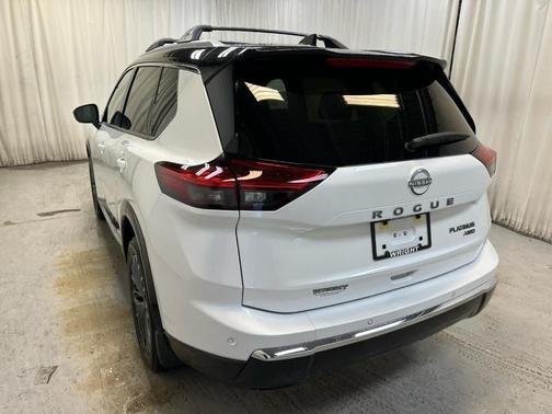 Pearl 2026 Nissan Rogue Platinum