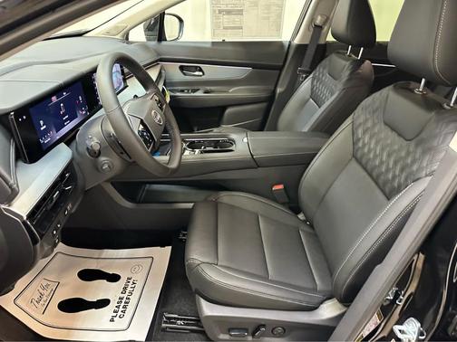 Black 2026 Nissan Murano Platinum