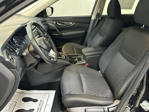 Magnetic Black 2020 Nissan Rogue S