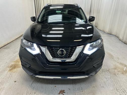 Magnetic Black 2020 Nissan Rogue S