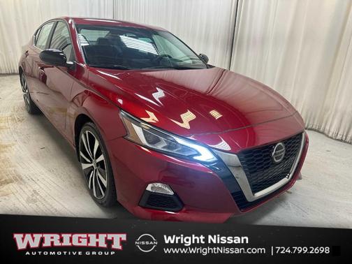Scarlet Ember 2020 Nissan Altima 2.5 SR