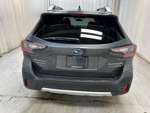 2021 Subaru Outback Touring XT