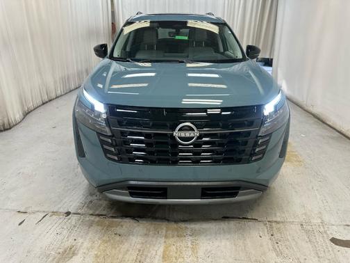Baltic 2026 Nissan Pathfinder SL
