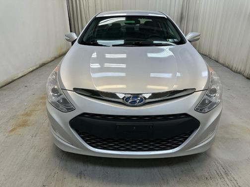 2014 Hyundai SONATA Hybrid Base