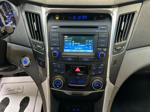 2014 Hyundai SONATA Hybrid Base