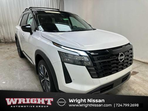White / Black 2026 Nissan Pathfinder Platinum
