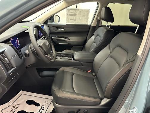 Baltic Teal 2026 Nissan Pathfinder SL