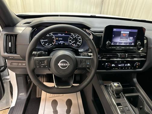 2025 Nissan Pathfinder Rock Creek