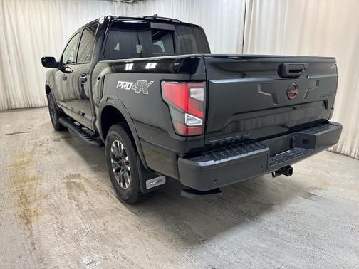 2024 Nissan Titan PRO-4X