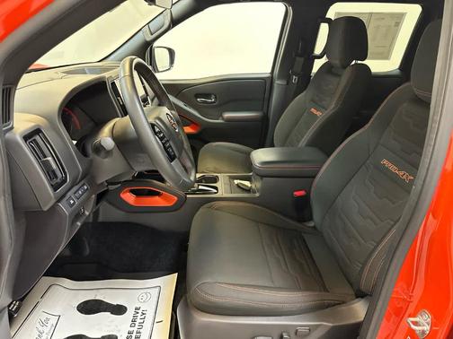 Afterburn Orang 2025 Nissan Frontier PRO-4X