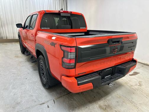 Afterburn Orang 2025 Nissan Frontier PRO-4X