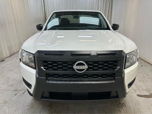 2025 Nissan Frontier S