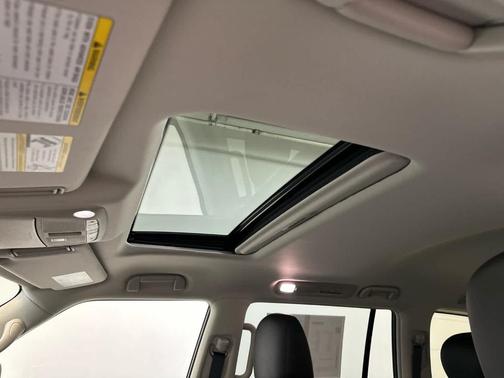 Super Black 2024 Nissan Armada SL