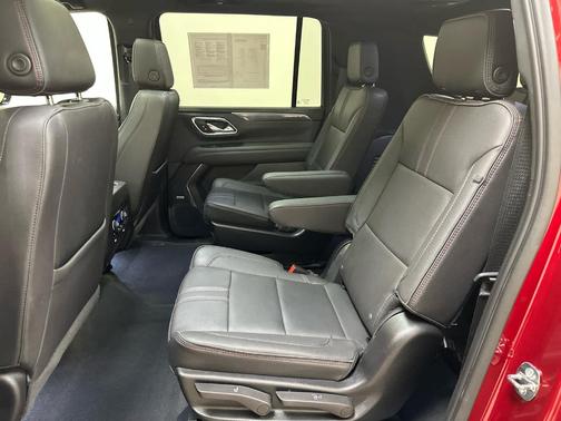 2022 Chevrolet Suburban RST