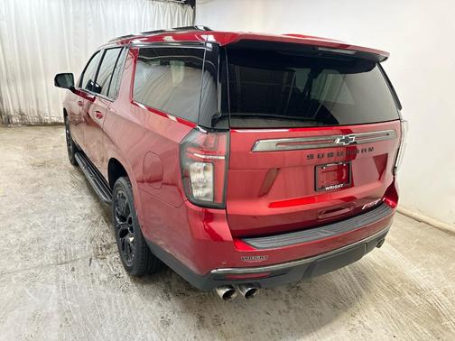 2022 Chevrolet Suburban RST