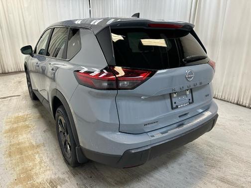 Boulder Gray Metallic 2026 Nissan Rogue SV