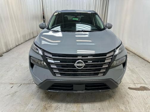 Boulder Gray Metallic 2026 Nissan Rogue SV