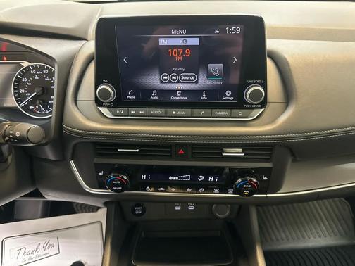 2025 Nissan Rogue SV