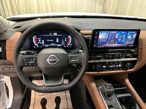 Pearl 2026 Nissan Pathfinder Platinum