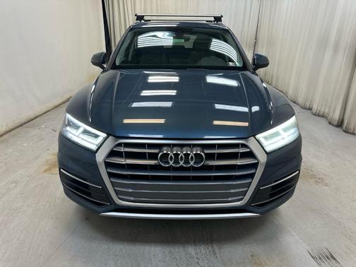 Utopia Blue Metallic 2018 Audi Q5 2.0T Premium Plus