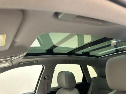 Utopia Blue Metallic 2018 Audi Q5 2.0T Premium Plus