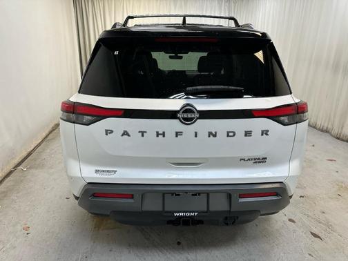 Pearl 2026 Nissan Pathfinder Platinum