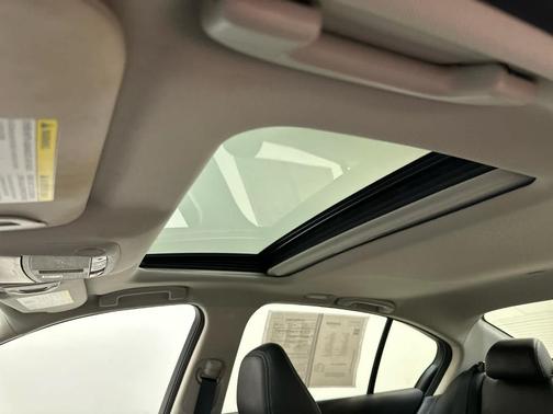 2022 INFINITI Q50 LUXE