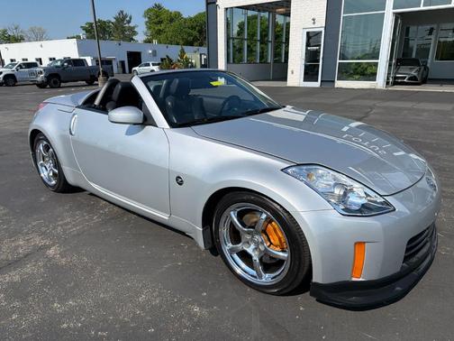 Silver Alloy Metallic 2006 Nissan 350Z Grand Touring