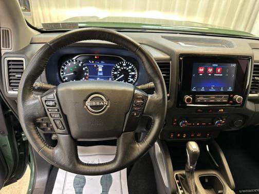 2023 Nissan Frontier SV